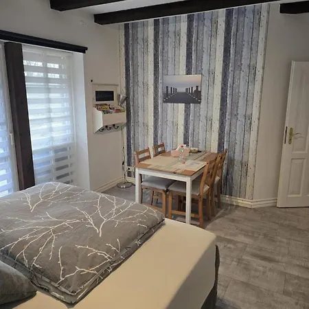 Ahauser Business- Und Ferien-appartement 29qm Daire *